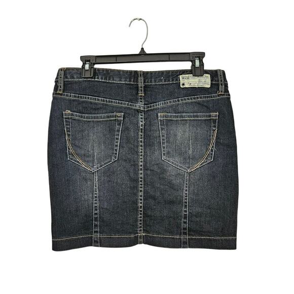 Y2K Style Converse One Star Black Denim Skirt Size 6 Small - Picture 2 of 9